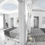 Relais Marchesi Imperiali Couette-café 3*
